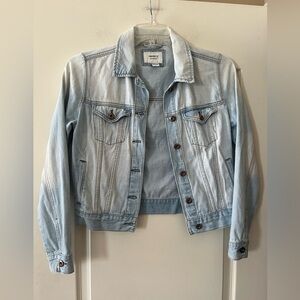 Forever 21 Light Blue Wash Denim Jacket Women’s Size Small